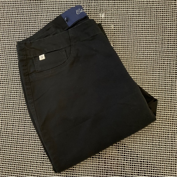 NWOT Black Mid Rise Crop Pant - Picture 3 of 4